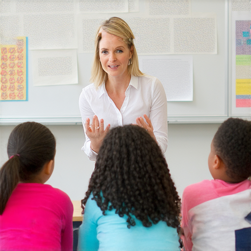 「解鎖英語世界：外籍老師教你如何巧妙運用『店員』、『店主』等英文！立即探索！」